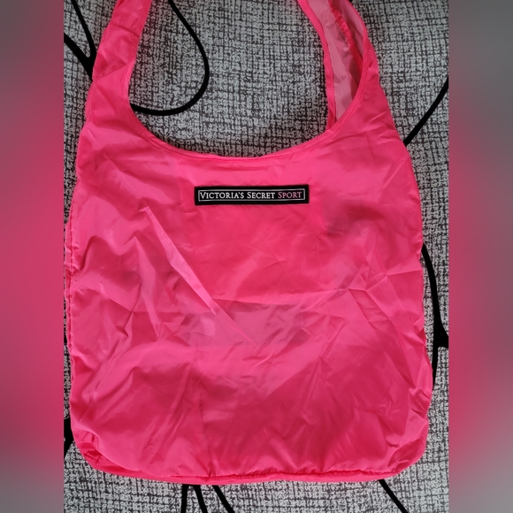 NWT Victoria's Secret Sport Gym Bag - Picture 2 of 7
